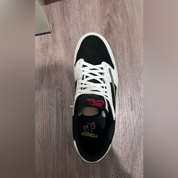 Nike Air Jordan 1 Retro low OG SP  Travis Scott Olive women’s used twice - Picture 3 of 8